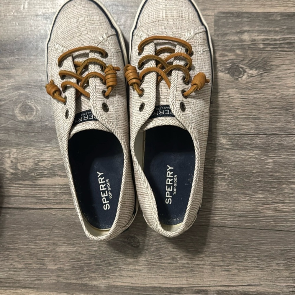 Sperry Beige Canvas Sneakers